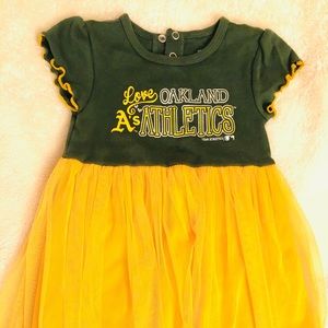 Oakland A’s Girl’s 2T Tutu Dress